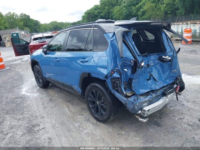 2024 TOYOTA RAV4 HYBRID XSE 3