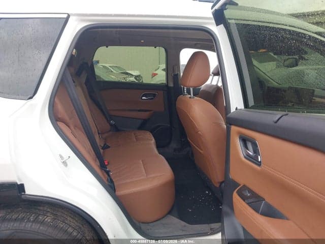 2026 NISSAN ROGUE PLATINUM 8