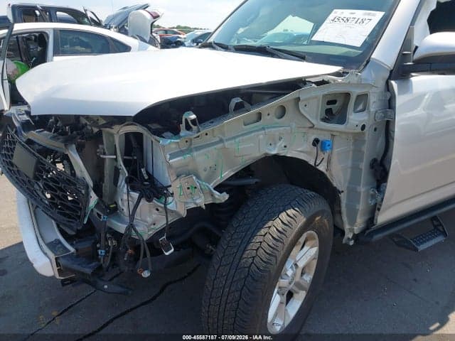 2024 TOYOTA 4RUNNER SR5 PREMIUM 6