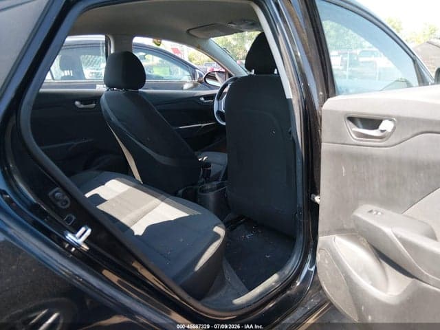 2020 HYUNDAI ACCENT SE 8