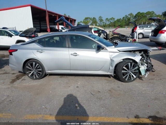 2021 NISSAN ALTIMA SR FWD 14