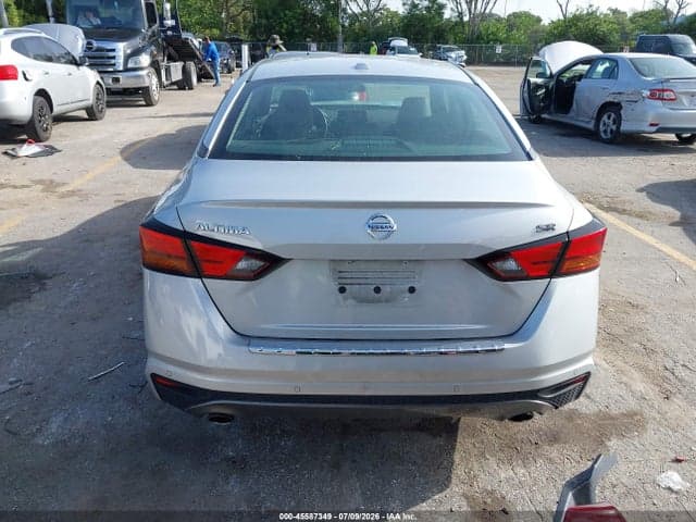 2021 NISSAN ALTIMA SR FWD 17