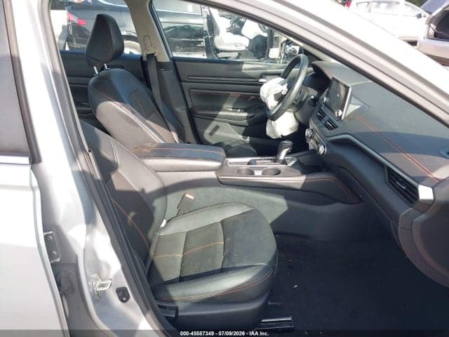 2021 NISSAN ALTIMA SR FWD 5