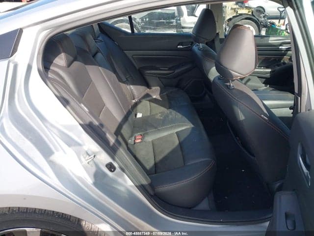 2021 NISSAN ALTIMA SR FWD 8