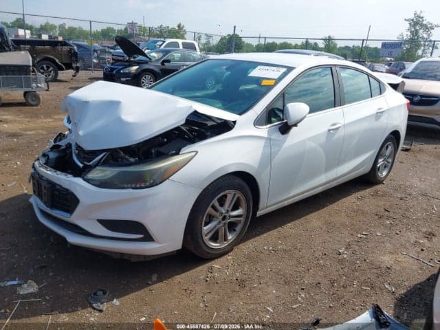2017 CHEVROLET CRUZE LT AUTO 2