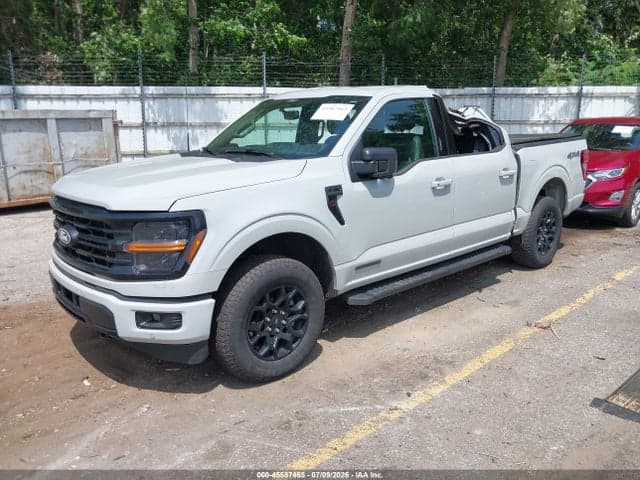 2024 FORD F-150 XLT 2