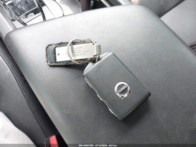 2023 VOLVO S60 B5 CORE DARK THEME 11