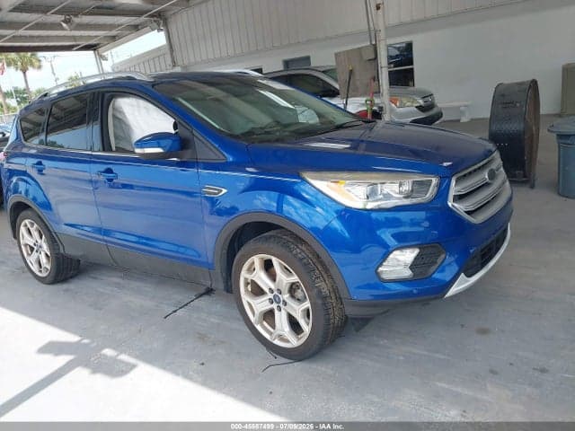 2019 FORD ESCAPE TITANIUM 1