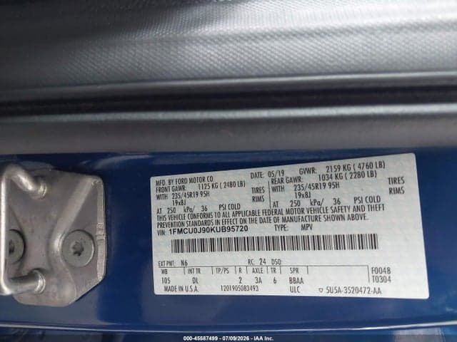 2019 FORD ESCAPE TITANIUM 9