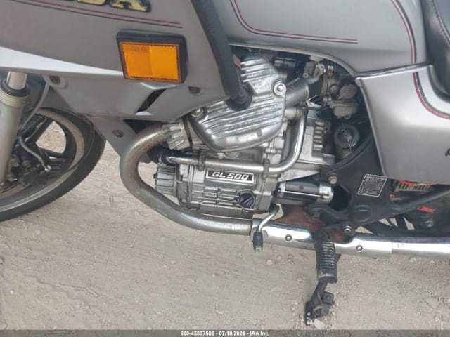 1982 HONDA GL500I 9