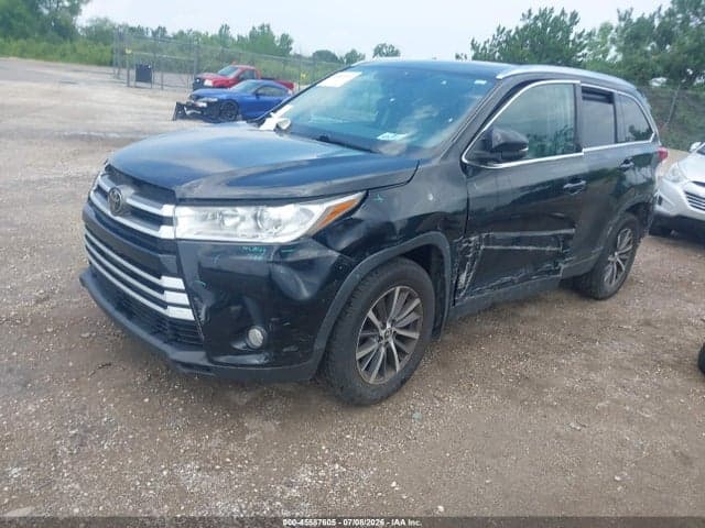2019 TOYOTA HIGHLANDER XLE 2