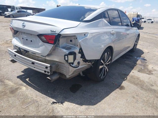2022 NISSAN ALTIMA SR FWD 18