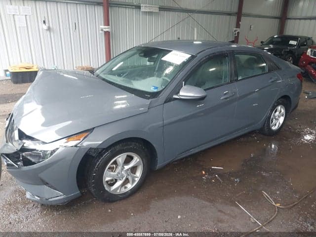 2023 HYUNDAI ELANTRA SE 2