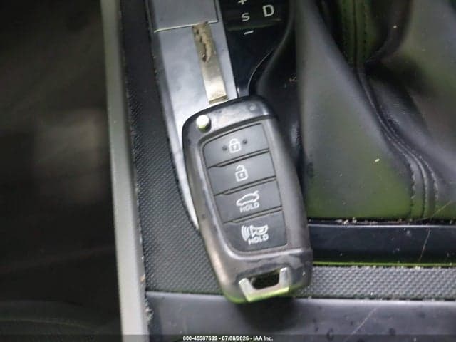 2023 HYUNDAI ELANTRA SE 11