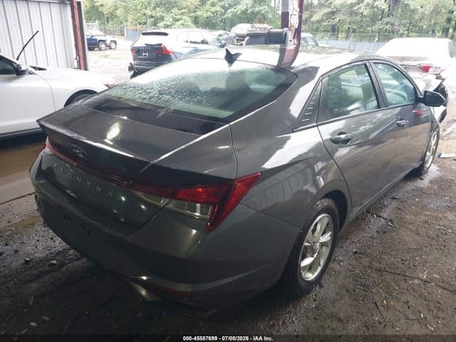 2023 HYUNDAI ELANTRA SE 4