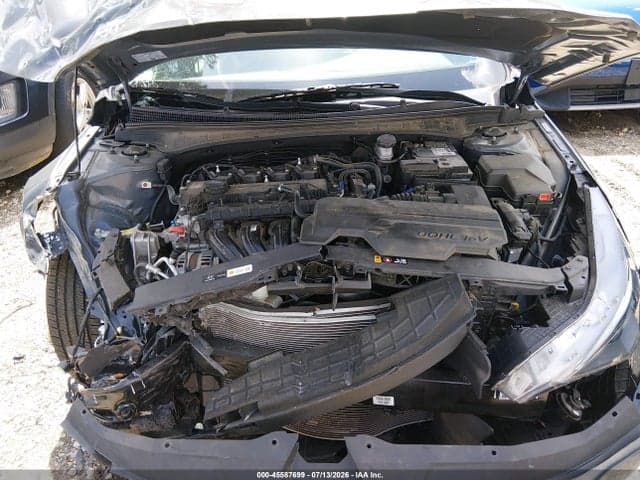 2023 HYUNDAI ELANTRA SE 10