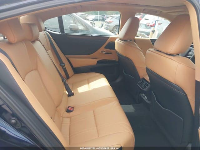2025 LEXUS ES 350 ULTRA LUXURY 8