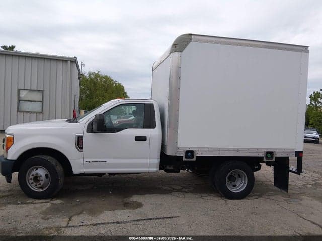 2017 FORD F-350 CHASSIS XL 16