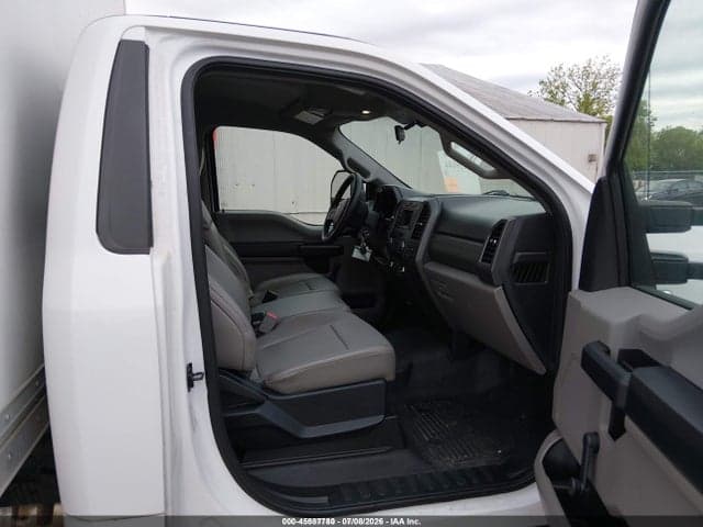 2017 FORD F-350 CHASSIS XL 5