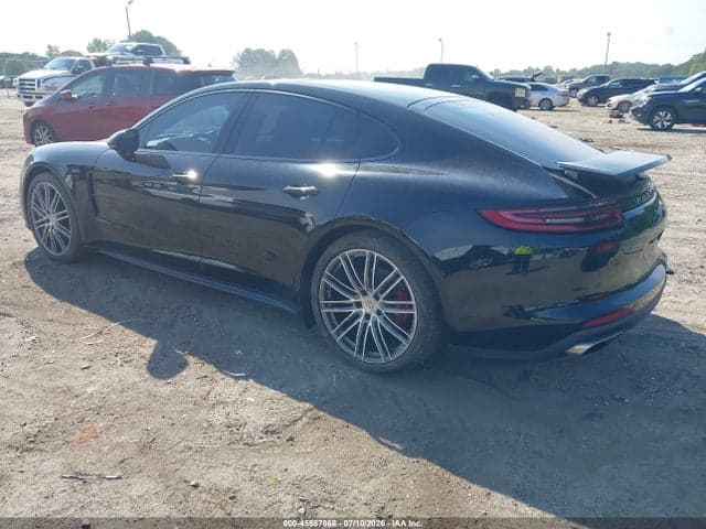 2018 PORSCHE PANAMERA 4 3