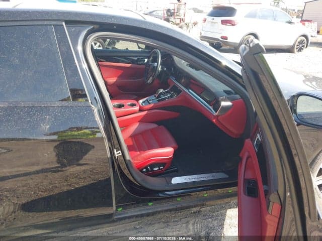 2018 PORSCHE PANAMERA 4 5