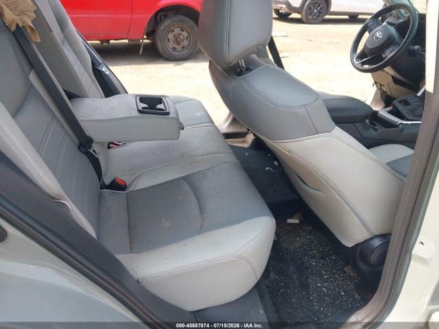 2021 TOYOTA RAV4 XLE PREMIUM 8