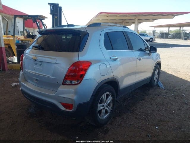 2019 CHEVROLET TRAX LT 4