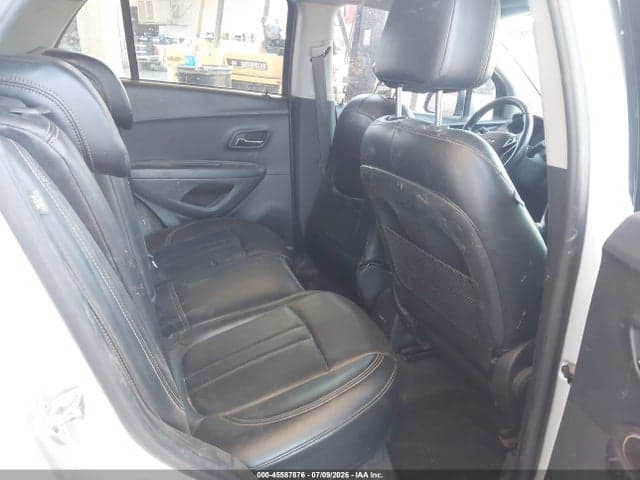 2019 CHEVROLET TRAX LT 8