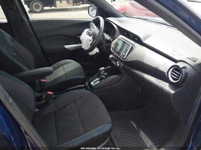 2018 NISSAN KICKS SV 5