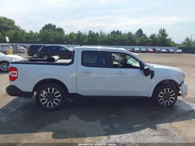 2024 FORD MAVERICK LARIAT 13