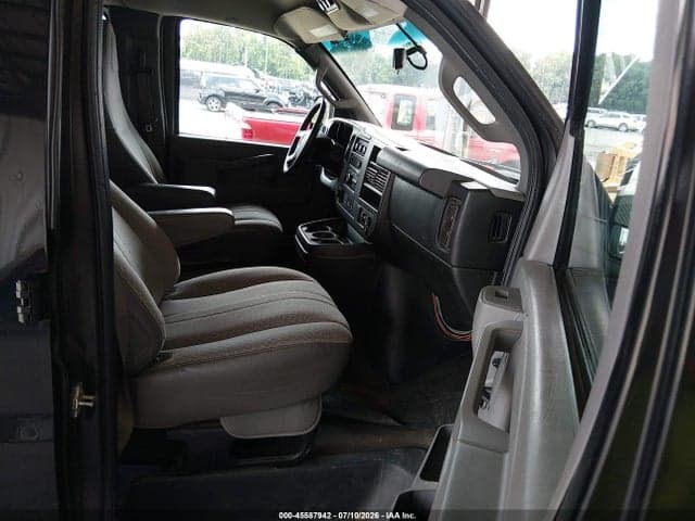 2017 CHEVROLET EXPRESS 2500 LS 5