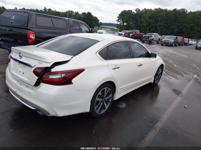 2017 NISSAN ALTIMA 2.5 SR 4