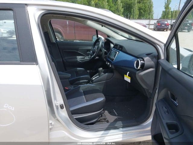 2025 NISSAN VERSA 1.6 SV 5