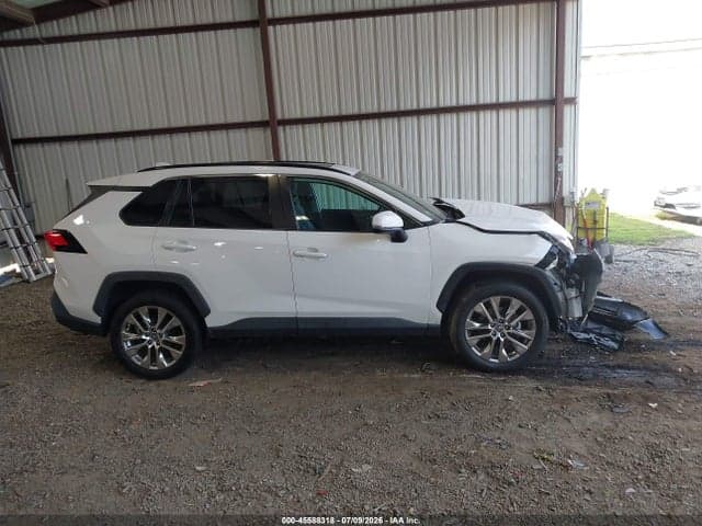 2020 TOYOTA RAV4 XLE PREMIUM 13