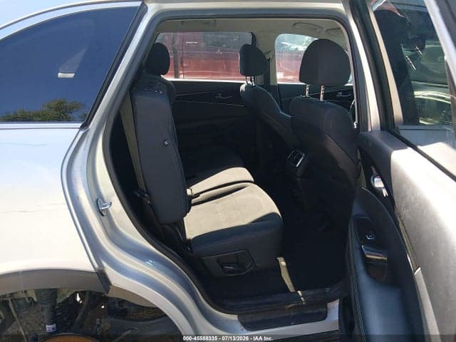 2018 KIA SORENTO 2.4L LX 8