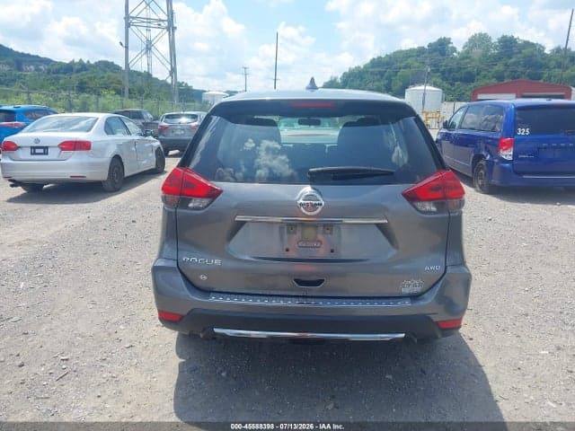 2018 NISSAN ROGUE S 17
