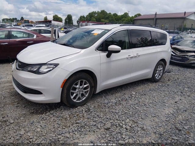 2020 CHRYSLER VOYAGER LXI 2