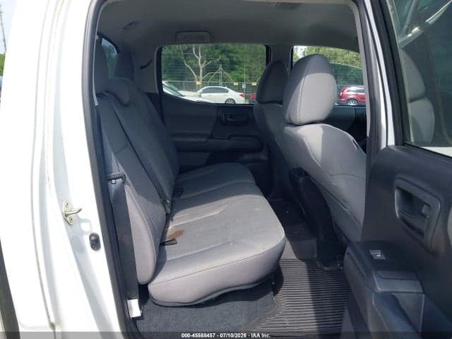 2019 TOYOTA TACOMA SR 8
