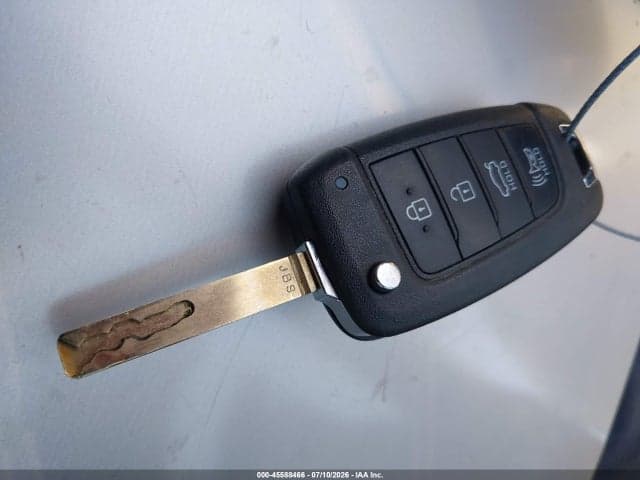 2024 HYUNDAI ELANTRA SE 11