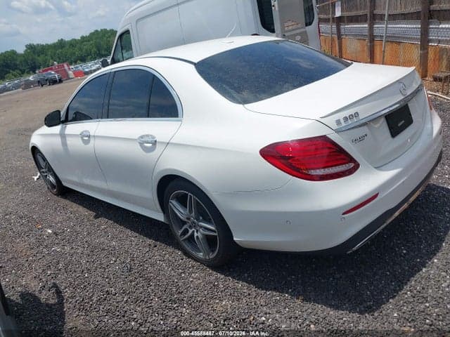 2019 MERCEDES-BENZ E 300 3