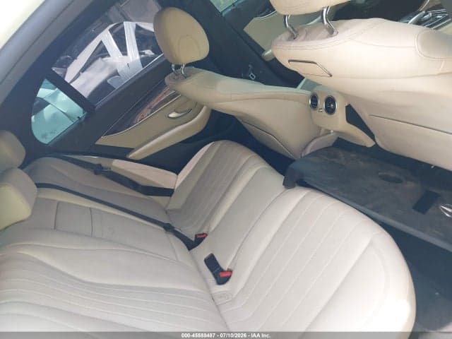 2019 MERCEDES-BENZ E 300 8