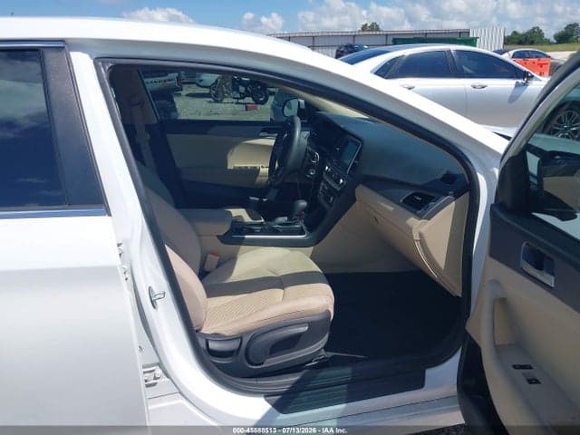2018 HYUNDAI SONATA SE 5