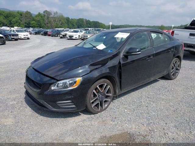 2018 VOLVO S60 T5 DYNAMIC 2