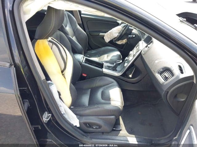 2018 VOLVO S60 T5 DYNAMIC 5