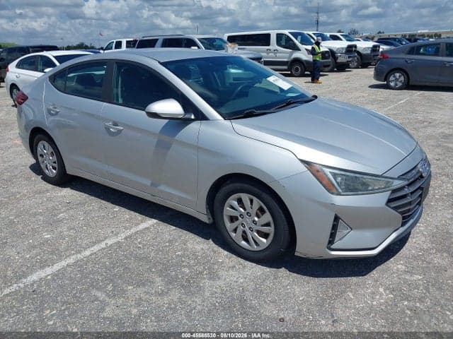 2019 HYUNDAI ELANTRA SE 1