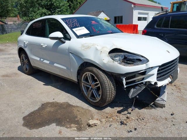 2019 PORSCHE MACAN 1