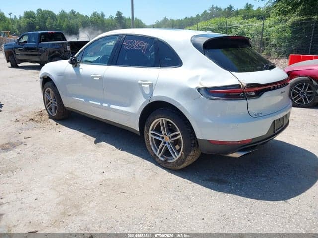 2019 PORSCHE MACAN 3