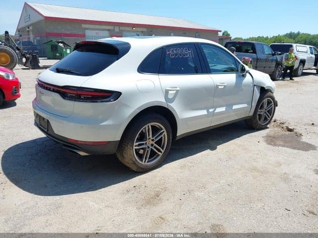 2019 PORSCHE MACAN 4