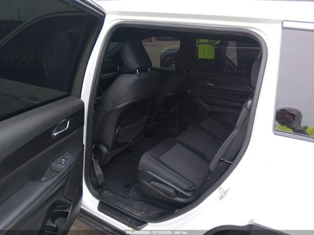 2024 JEEP GRAND CHEROKEE L LAREDO X 4X4 8