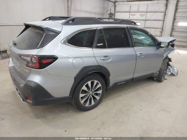 2025 SUBARU OUTBACK LIMITED 4